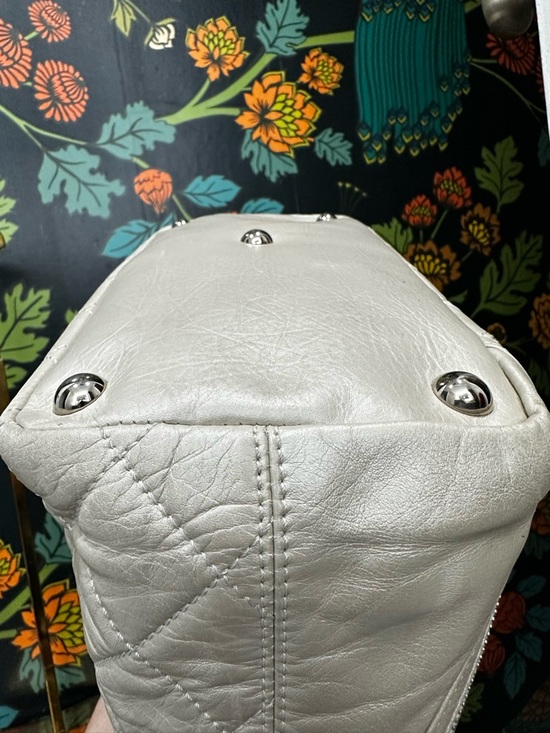 Chanel Cambon Ligne Tote Cream Lambskin | Quilted CC Chain Shoulder Bag (C8) - Picture 10 of 16